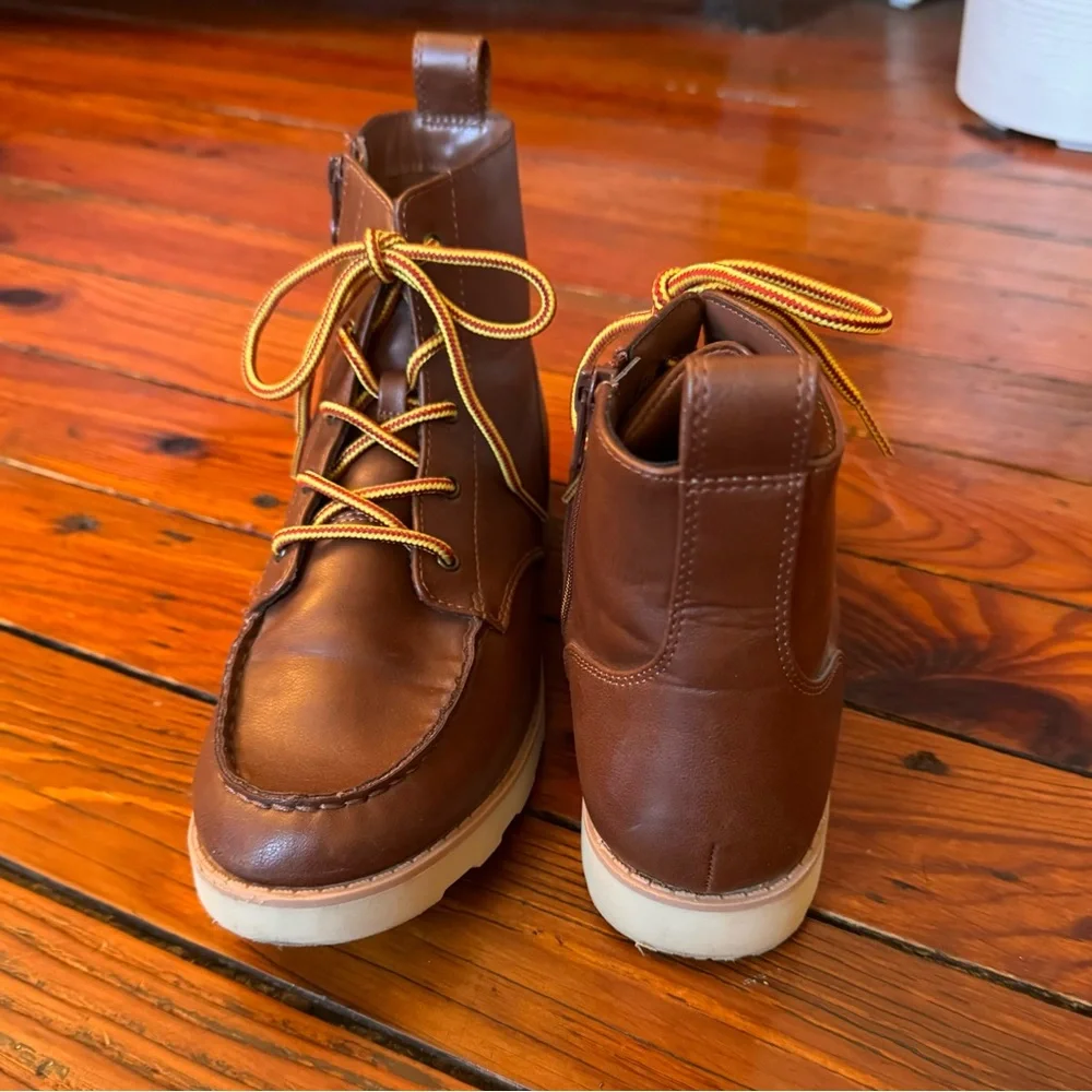 Boys' Bosley Ankle Zip Up Boots Cognac - Cat & Jack Size 5 Youth